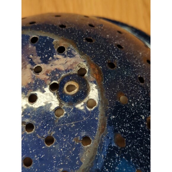 Enamelware Colander Strainer Blue Speckled Vintage 11.5" Round - Picture 7 of 11